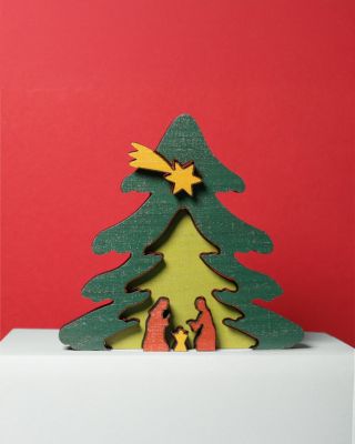 Někdy stačí opravdu málo, aby se doma rozhostila vánoční nálada. 🎄💫 Tento dřevěný betlém ukrývá v jednoduchém tvaru...